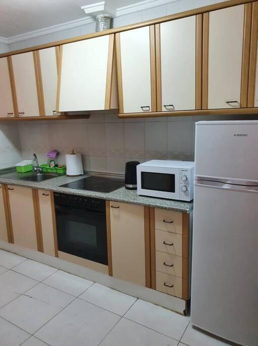 Spanish Style Apartment Near The Beach Torrevieja Extérieur photo